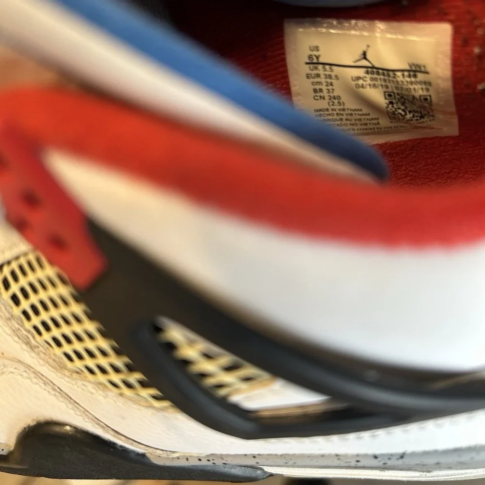 Air Jordan Nike What The 4 Gs Size 6Y Sneakers